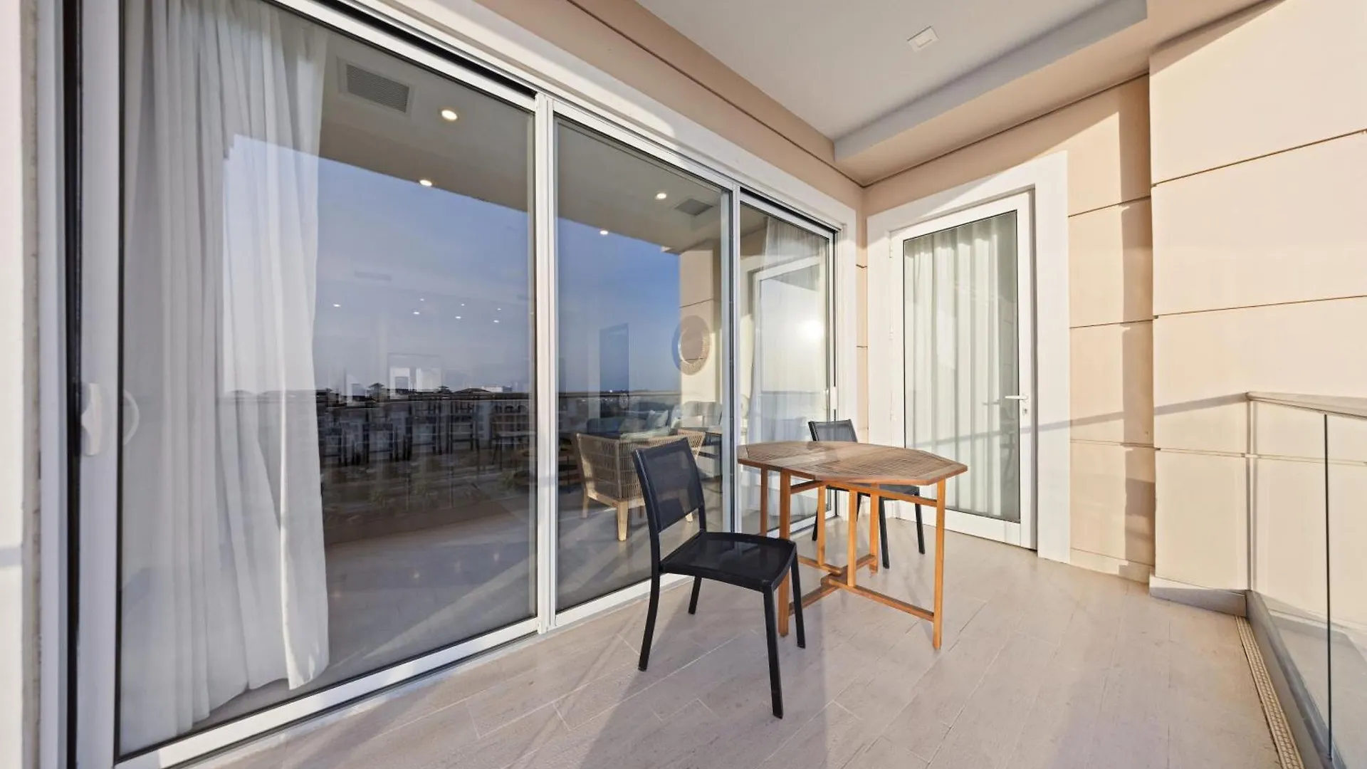Le Vent Eagle Beach Condos By Bocobay Aruba 팜비치