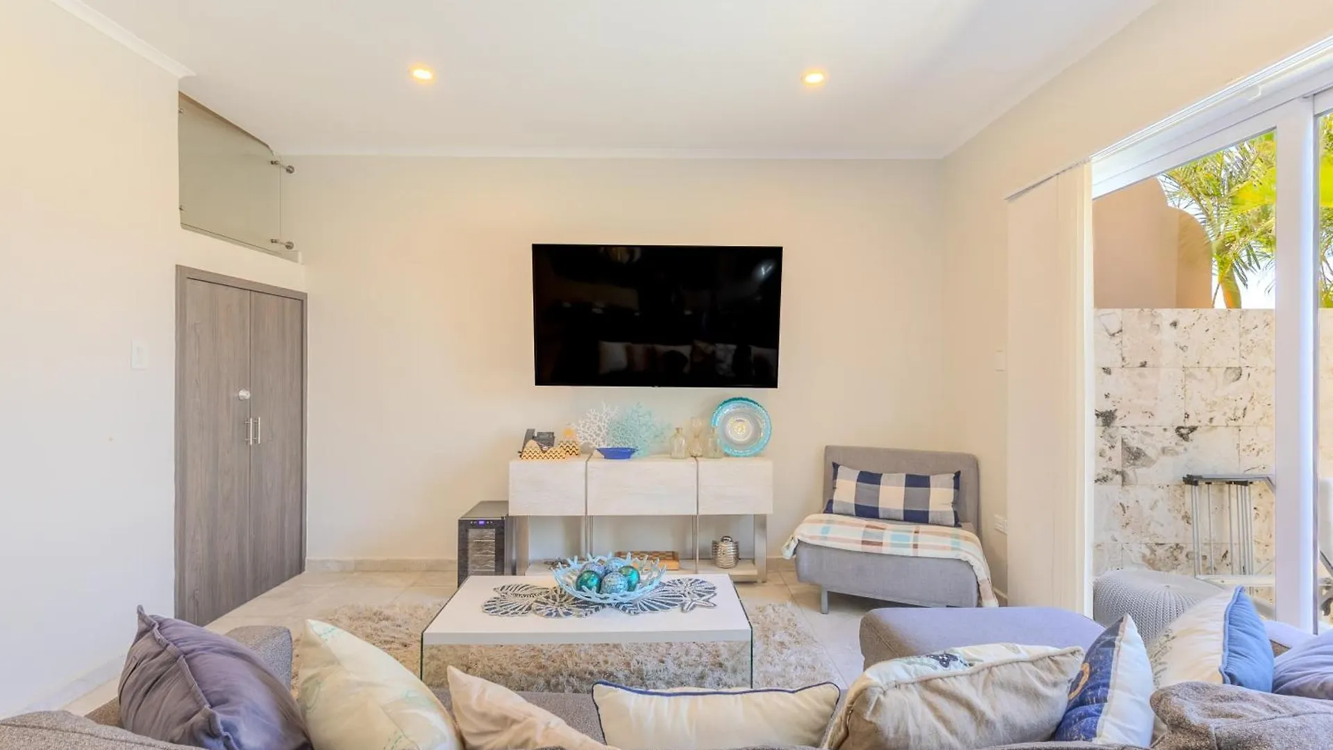 Le Vent Eagle Beach Condos By Bocobay Aruba 팜비치