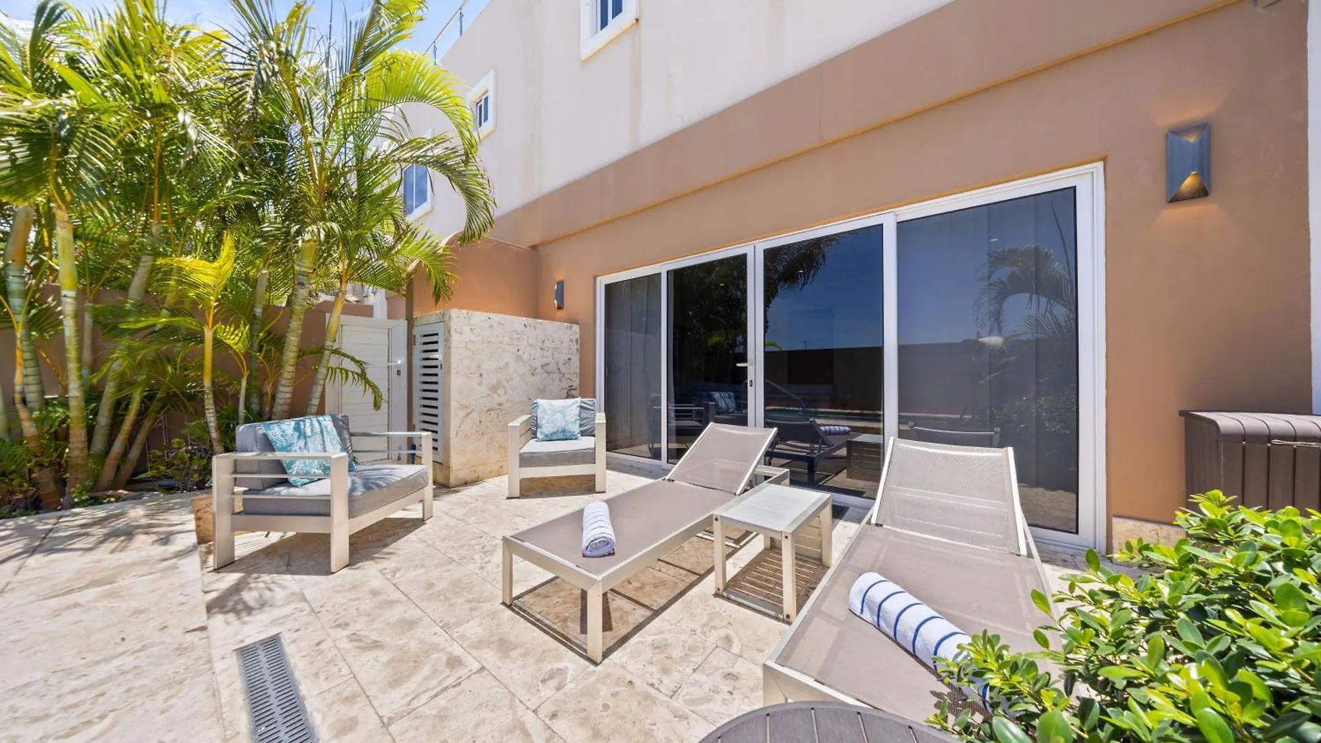 מלון דירות פאלם ביץ' Le Vent Eagle Beach Condos By Bocobay Aruba ארובה