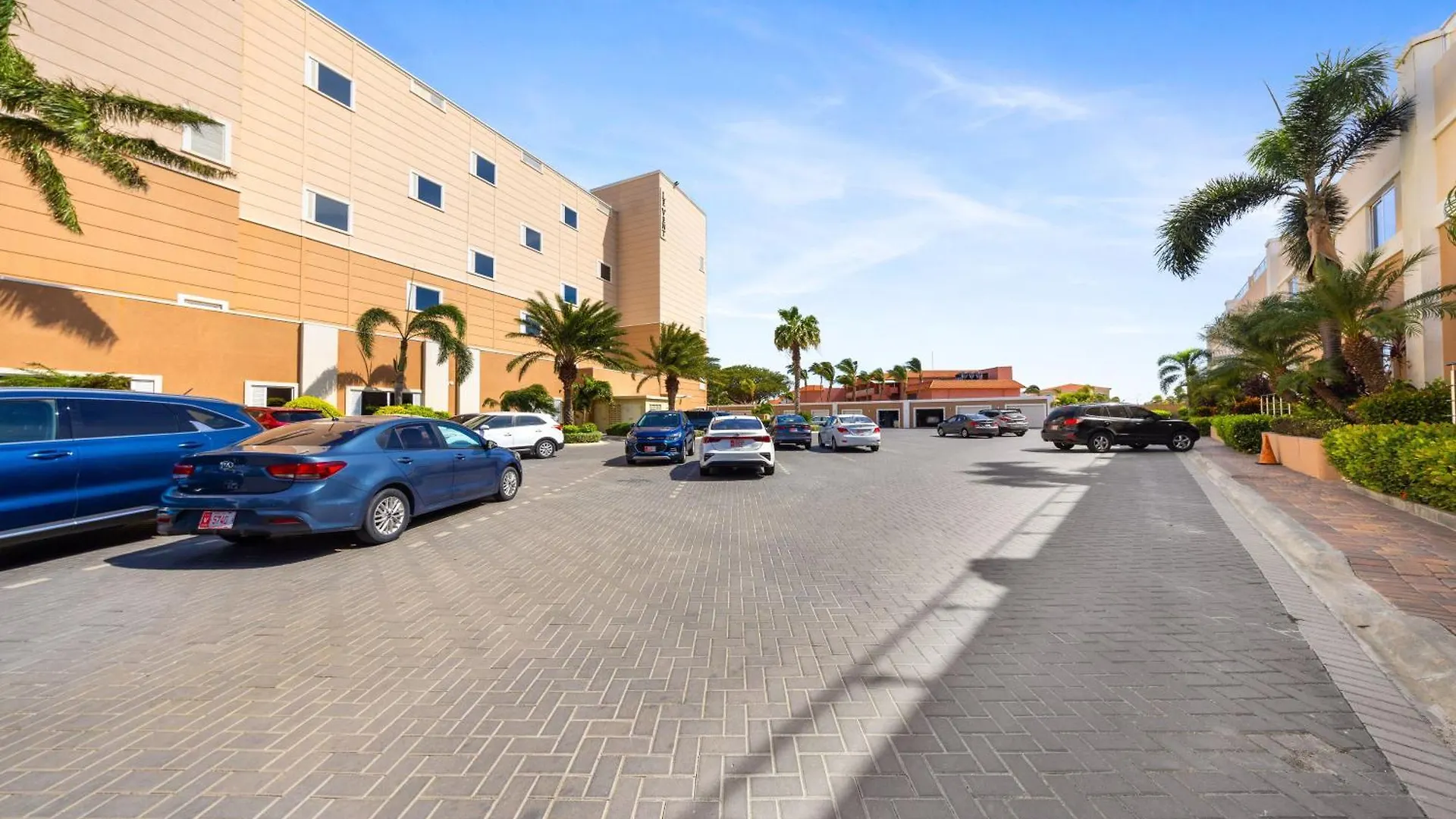 מלון דירות פאלם ביץ' Le Vent Eagle Beach Condos By Bocobay Aruba